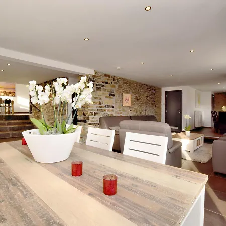 Vakantiehuis Detached Characteristic Holiday Farmhouse With Spacious Terrace In The Ardennes