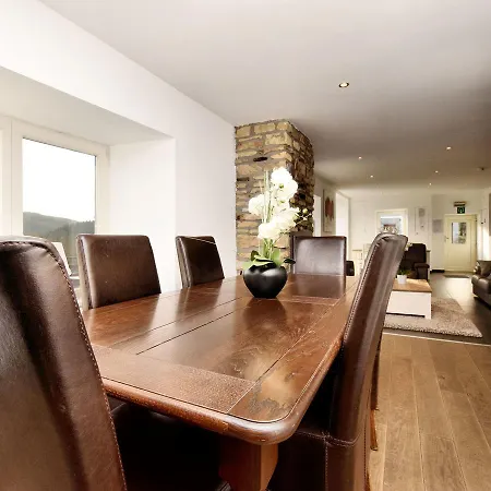 Detached Characteristic Holiday Farmhouse With Spacious Terrace In The Ardennes Vakantiehuis Trou de Bra