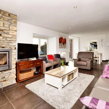 Vakantiehuis Detached Characteristic Holiday Farmhouse With Spacious Terrace In The Ardennes